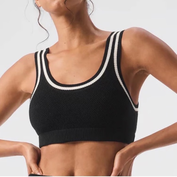 Alo Yoga Tennis Club Sweater Knit Bra Black/White Sports Sz M - Picture 4 of 9